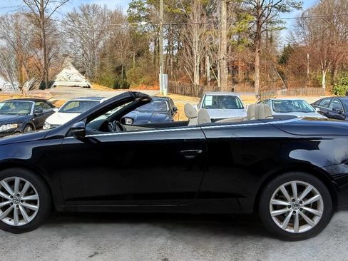 Used 2012 Volkswagen Eos Komfort image 3