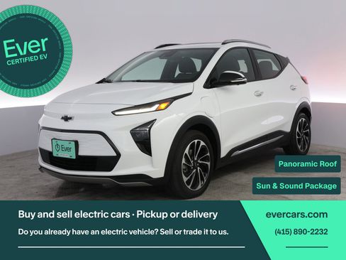 Used 2023 Chevrolet Bolt EUV Premier w/ Sun & Sound Package image 1