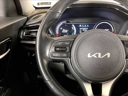 Used 2022 Kia Niro EX Premium FWD image 18