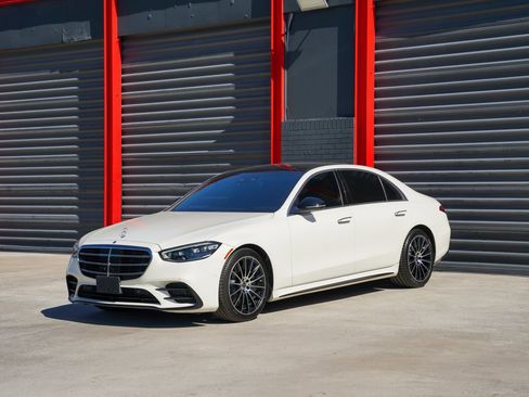 Used 2021 Mercedes-Benz S 580 4MATIC Sedan image 1