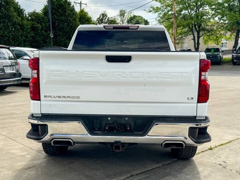Used 2022 Chevrolet Silverado 1500 LT AWD/4WD image 4