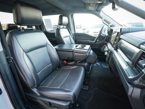 Used 2025 Ford F350 Lariat image 23