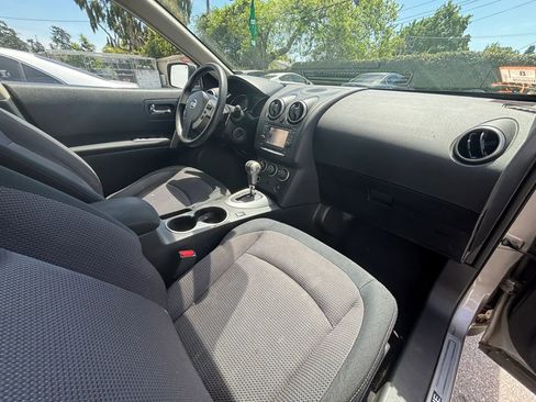 Used 2013 Nissan Rogue SV w/ Premium Pkg AWD/4WD image 26