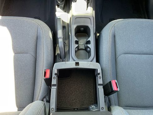 New 2025 Jeep Gladiator Sport image 11