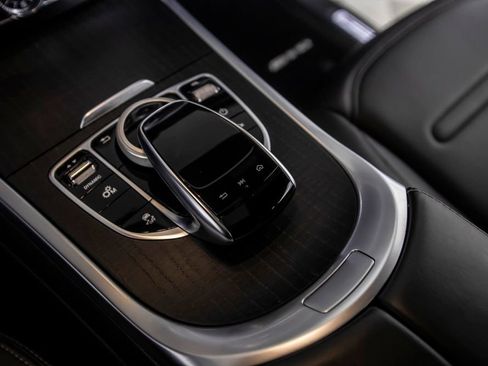 Used 2020 Mercedes-Benz G 550 w/ Exclusive Interior Package image 40