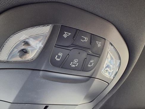 New 2026 Chrysler Pacifica Select FWD image 33