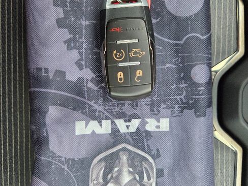 Used 2021 RAM 2500 Limited image 37