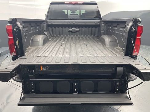 New 2026 Chevrolet Silverado 2500 High Country w/ High Country Premium Package AWD/4WD image 31