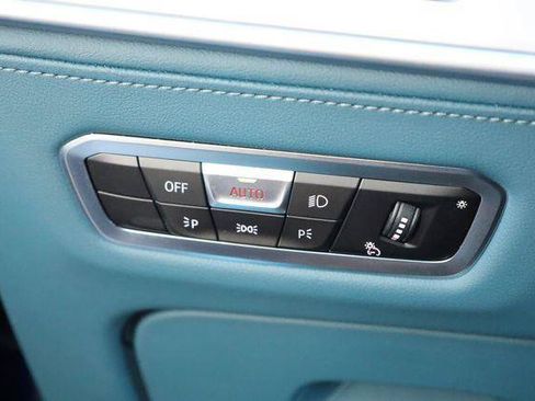Used 2023 BMW XM AWD/4WD image 38
