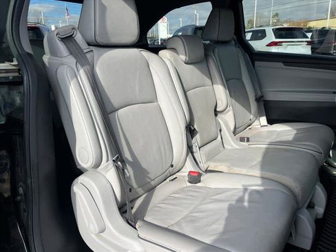 Used 2022 Honda Odyssey Elite image 8