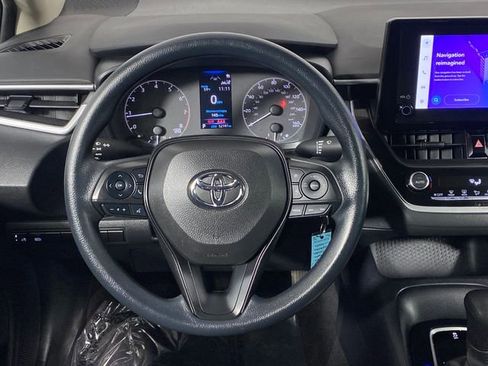 Used 2023 Toyota Corolla LE image 18
