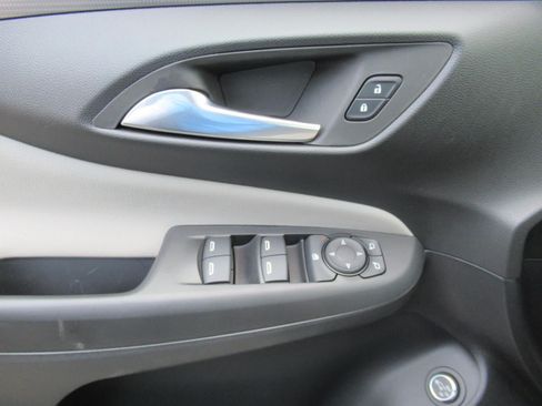 New 2026 Buick Envista Preferred FWD image 21