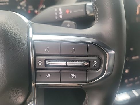 Certified 2025 GMC Yukon Denali image 20