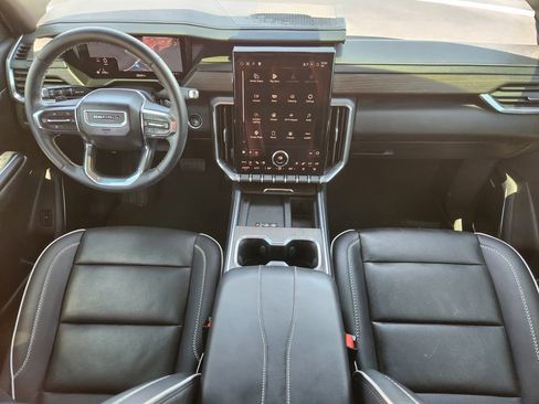 Used 2024 GMC Acadia Denali FWD image 25