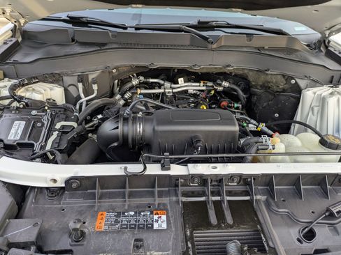 Certified 2022 Ford Explorer XLT w/ Equipment Group 202A image 42