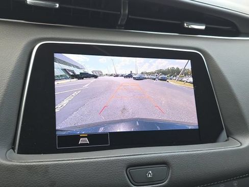 Used 2023 Cadillac XT4 Premium Luxury w/ Cold Weather Package FWD image 16