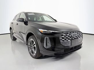 Certified 2025 Audi Q5 Premium w/ Convenience Package video 1