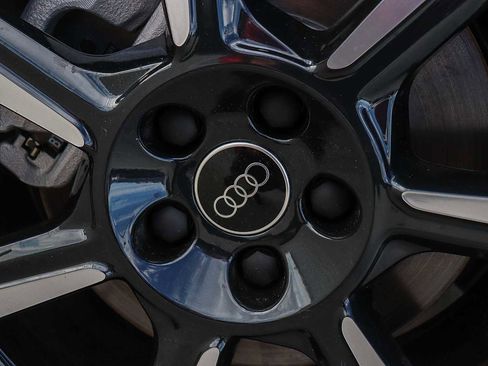 New 2025 Audi Q3 2.0T Premium Plus image 14