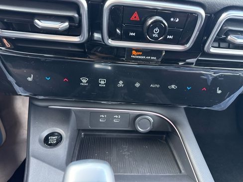 New 2026 Nissan Sentra SR image 17