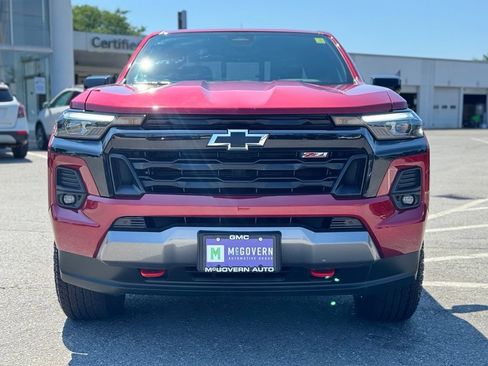 Used 2024 Chevrolet Colorado Z71 w/ Z71 Convenience Package 2 AWD/4WD image 9