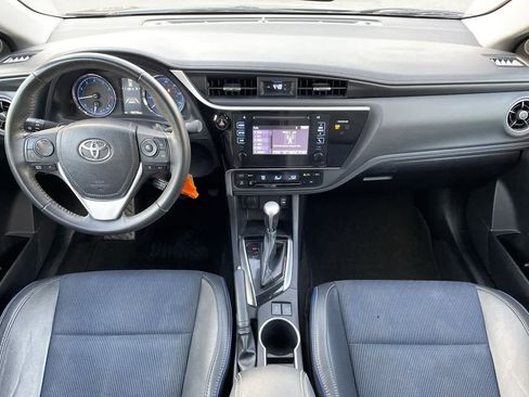 Used 2017 Toyota Corolla SE image 20