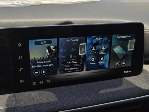 New 2026 Nissan Kicks SV w/ Cold Weather Package FWD image 19