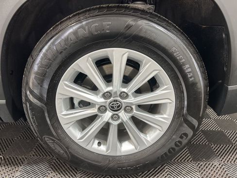 Used 2025 Toyota Grand Highlander AWD Hybrid image 37