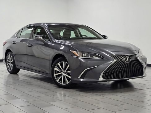 Used 2019 Lexus ES 350 image 2