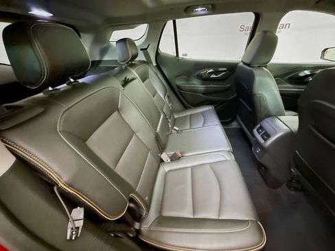 Used 2024 GMC Terrain AT4 w/ Infotainment Package II image 30