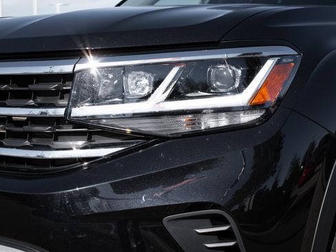 Used 2023 Volkswagen Atlas SE image 6