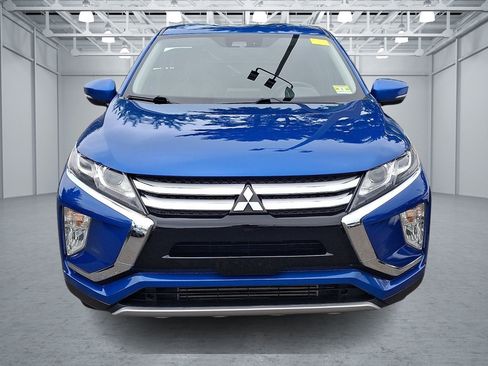 Used 2020 Mitsubishi Eclipse Cross SE FWD image 2