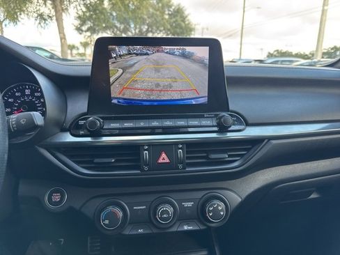 Used 2021 Kia Forte GT-Line image 27