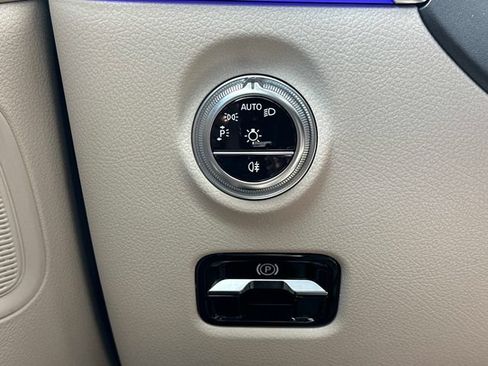 Certified 2022 Mercedes-Benz C 300 4MATIC Sedan image 25