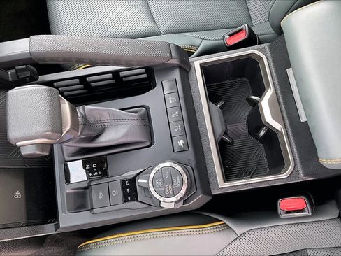 Used 2024 Toyota Tacoma 4x4 Double Cab Hybrid image 14