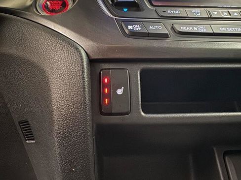Used 2022 Honda Pilot Special Edition image 19