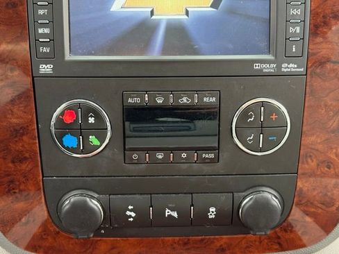Used 2013 Chevrolet Tahoe LTZ AWD/4WD image 14