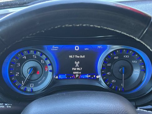 Used 2019 Chrysler 300 S RWD image 22