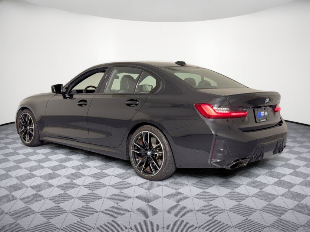 Used 2025 BMW M340i Sedan RWD image 3