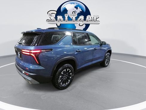 New 2026 Chevrolet Traverse Z71 w/ Enhanced Driving Package image 8