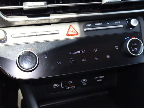 Used 2025 Hyundai Sonata SEL FWD image 22