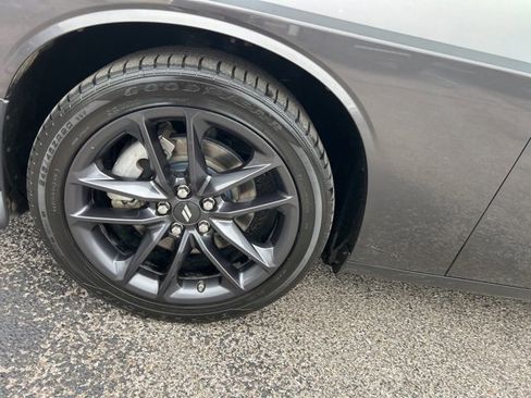 Used 2022 Dodge Challenger GT w/ Driver Convenience Group image 10