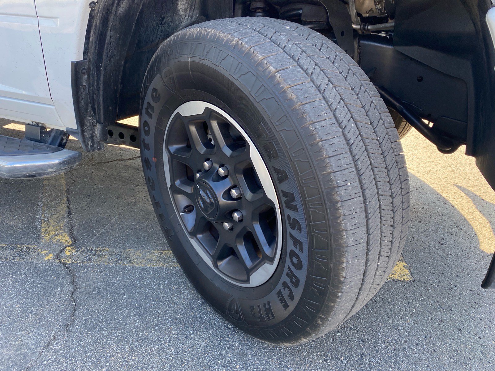 Used 2026 RAM 2500 Laramie AWD/4WD image 28