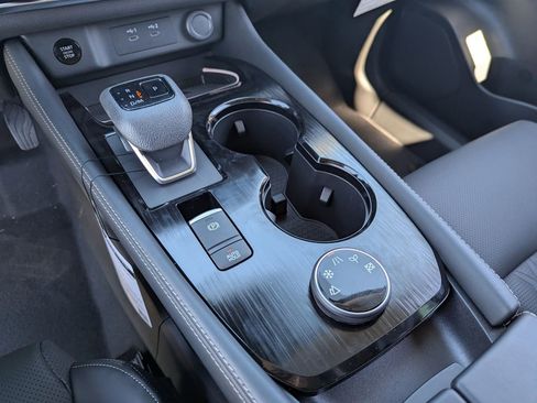 New 2026 Nissan Rogue Platinum AWD/4WD image 19