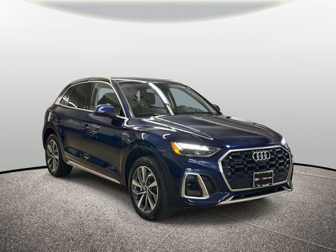 Used 2023 Audi Q5 2.0T Premium Plus w/ Premium Plus Package AWD/4WD image 8