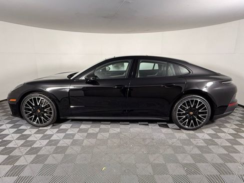 New 2025 Porsche Panamera image 2