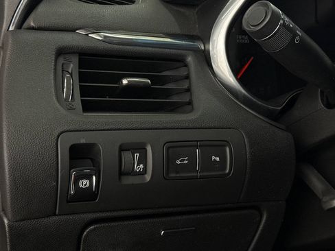 Used 2019 Chevrolet Impala Premier FWD image 43