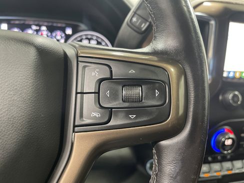 Used 2021 Chevrolet Silverado 1500 High Country w/ Technology Package AWD/4WD image 31