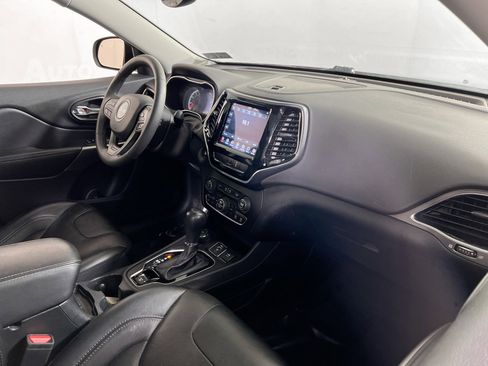 Used 2022 Jeep Cherokee Limited image 28