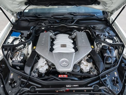 Used 2008 Mercedes-Benz CLS 63 AMG image 48