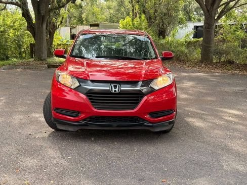 Used 2016 Honda HR-V LX image 2